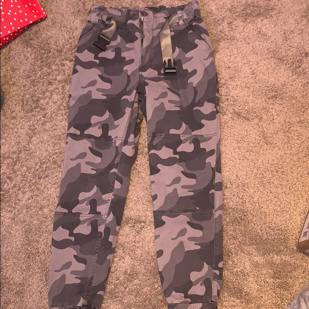 High rise camo cargo pants